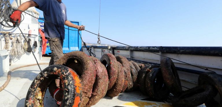 France Removes Car Tyre Reef