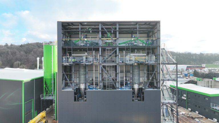 Pyrum Innovations AG: First Oil from the New Plant Heads to BASF
