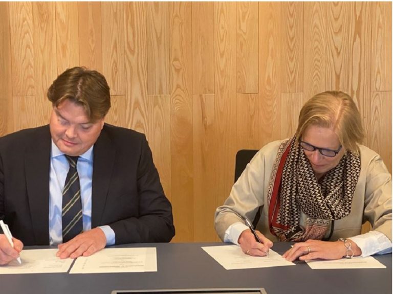 Enviro and Siemens Sign MOU on Cooperation on European Expansion